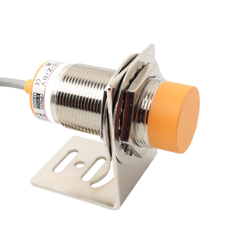 How does a proximity switch work?